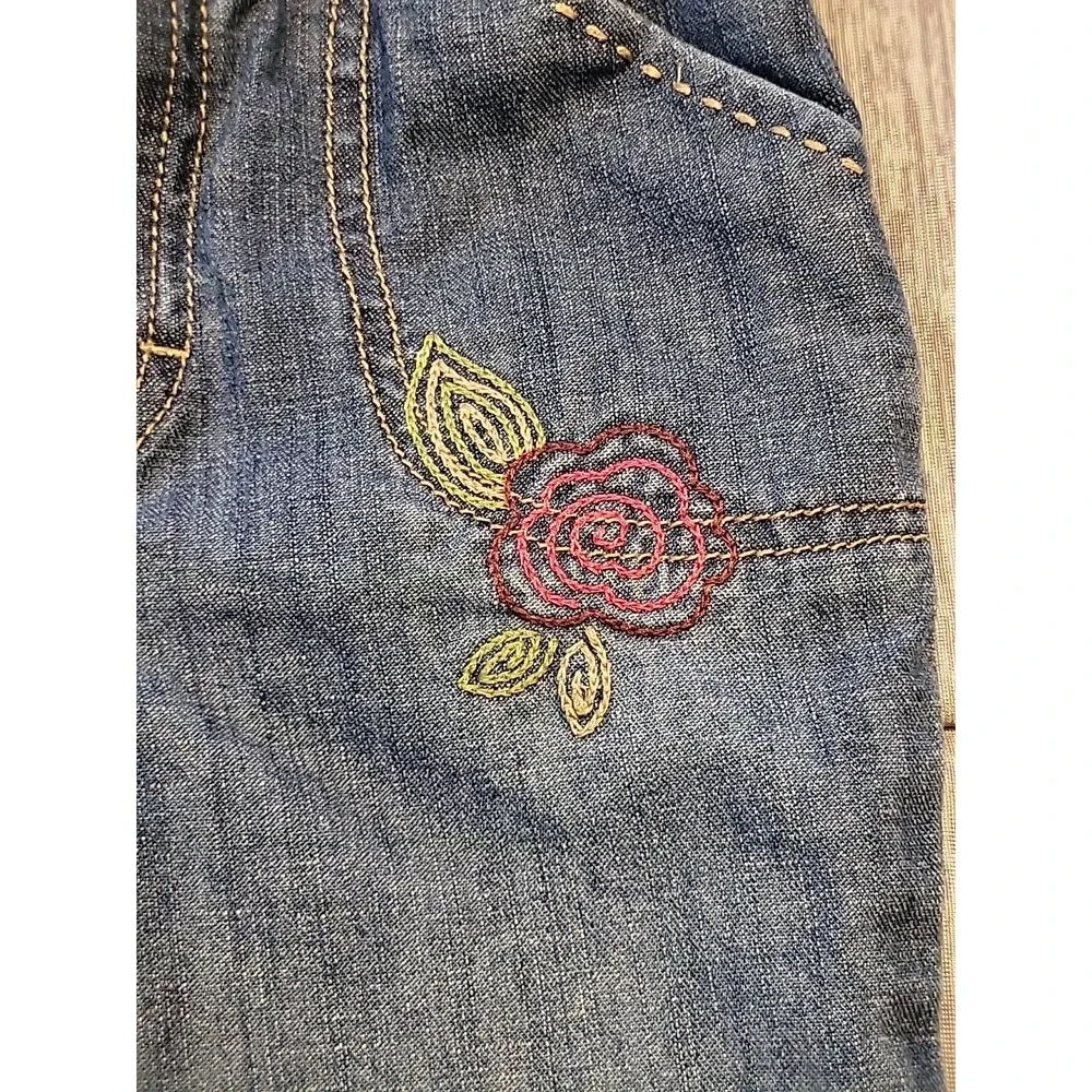 Y2K Genuine Kids By OSHKOSH‎ Flower Embroidered Denim Capris 5T